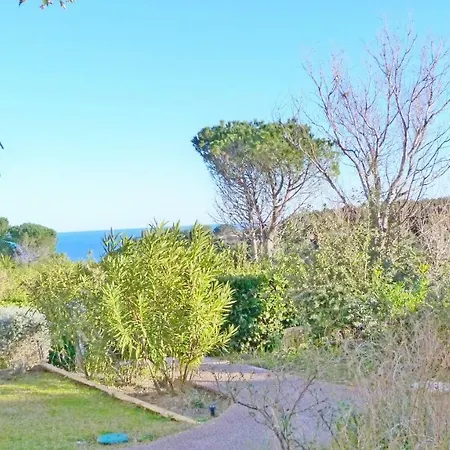 Apartamento Cap Esterel Village : 2 Pieces Rez De Jardin F6 : 337la